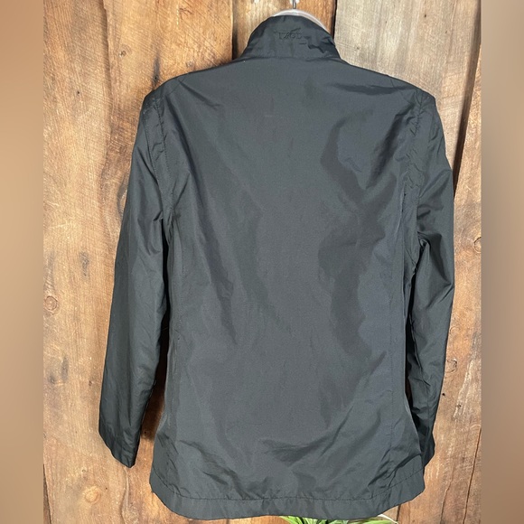 Izod Black Wind resistant Jacket with removable sleeves - size medium - Picture 5 of 11